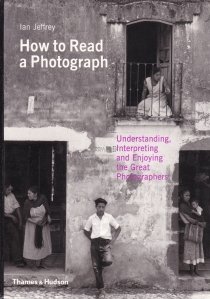 How to Read a Photograph / Cum sa interpretezi fotografia